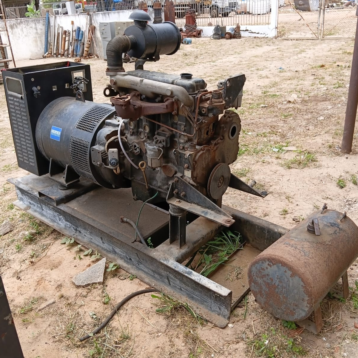 Lote 052 - 01 Motor gerador heimer Nº I39AC567064438 (no estado ...